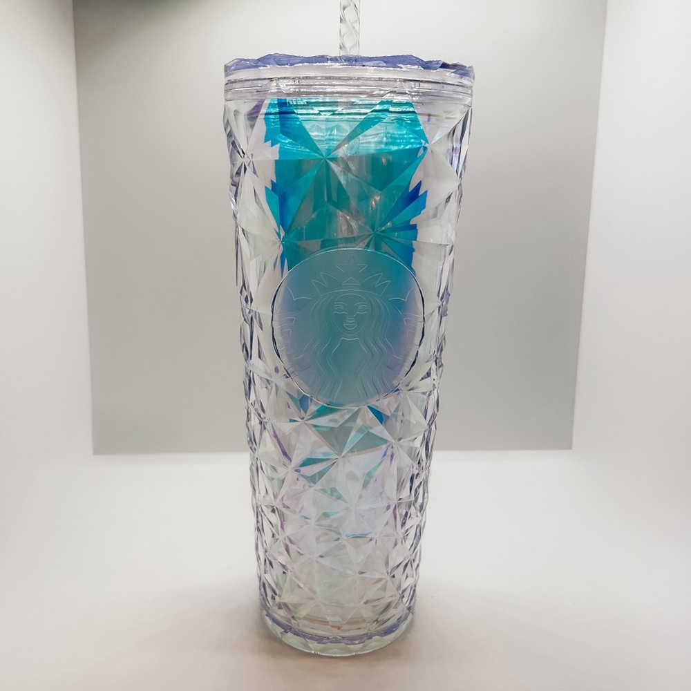 Starbucks Iridescent Winter White Cold Cup (24 oz) Venti Crystal